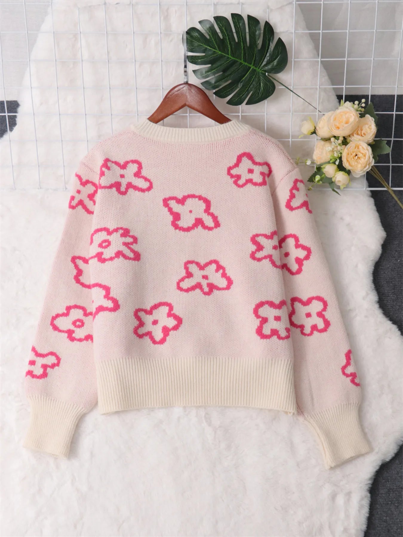 Floral Pattern Button-Up Cardigan - Fashorio