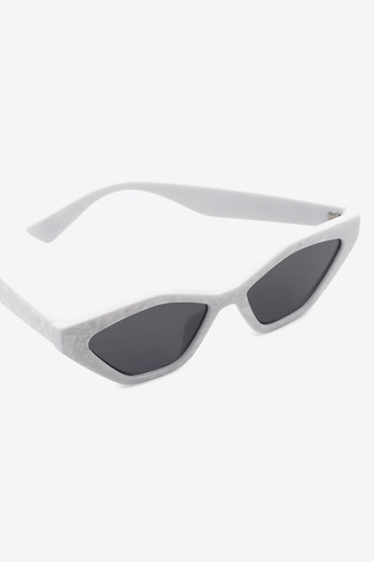 Cat Eye Polycarbonate Sunglasses - Fashorio