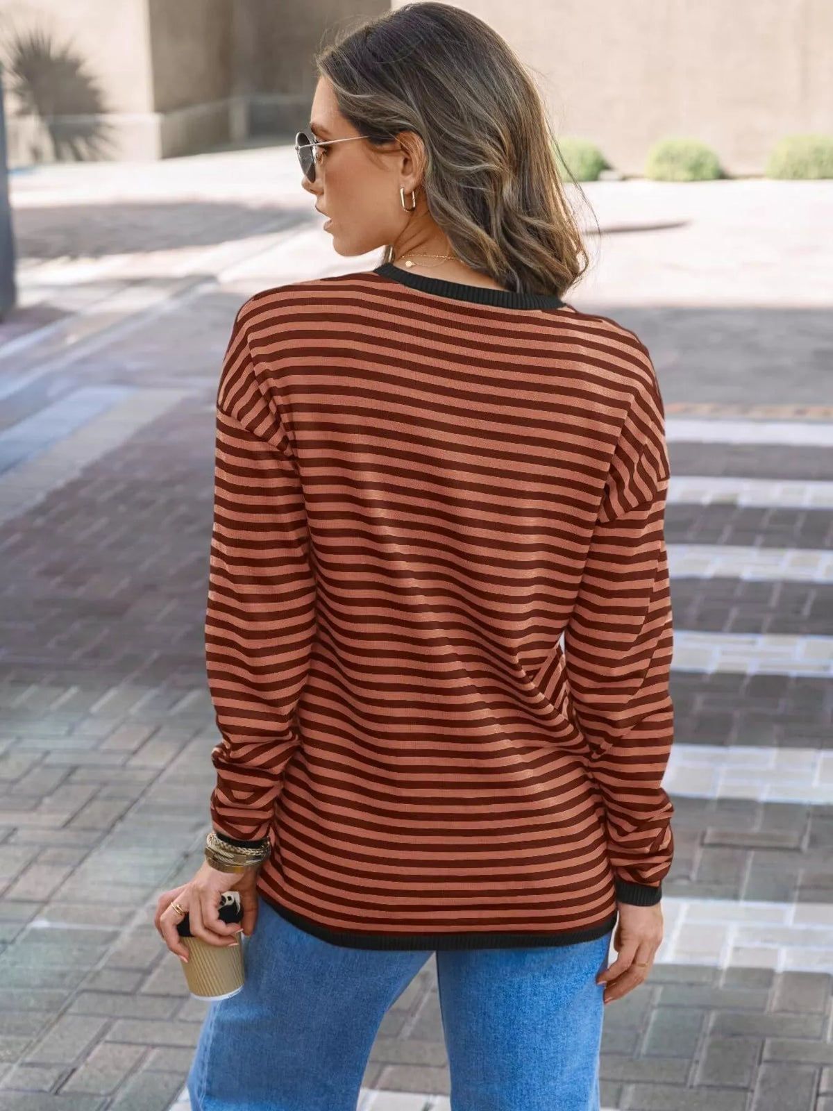 Striped round neck knit top knit texture close up