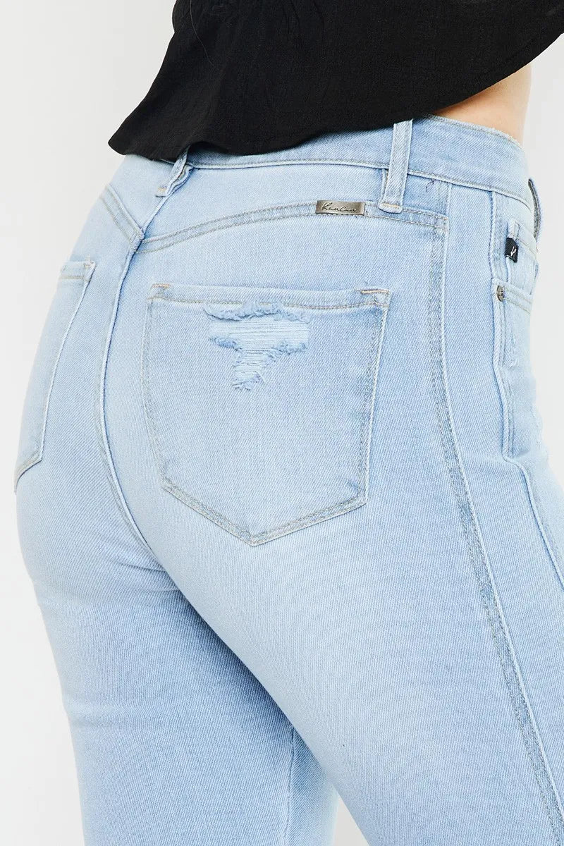 Curvy flare jeans full outfit look