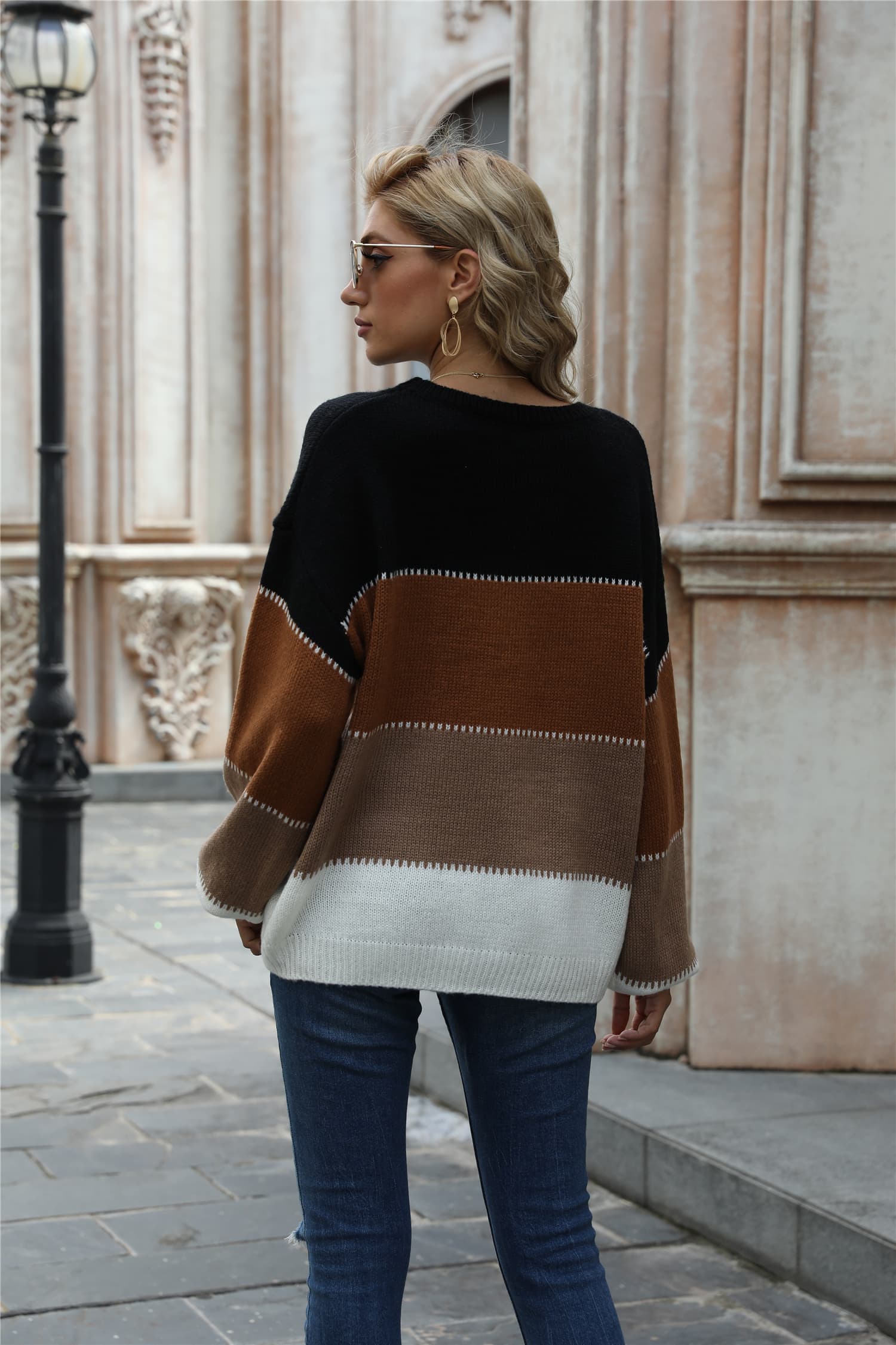 Angel Wings Color Block Round Neck Sweater - Fashorio