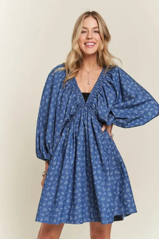 Batwing Sleeves Floral Dress styled look