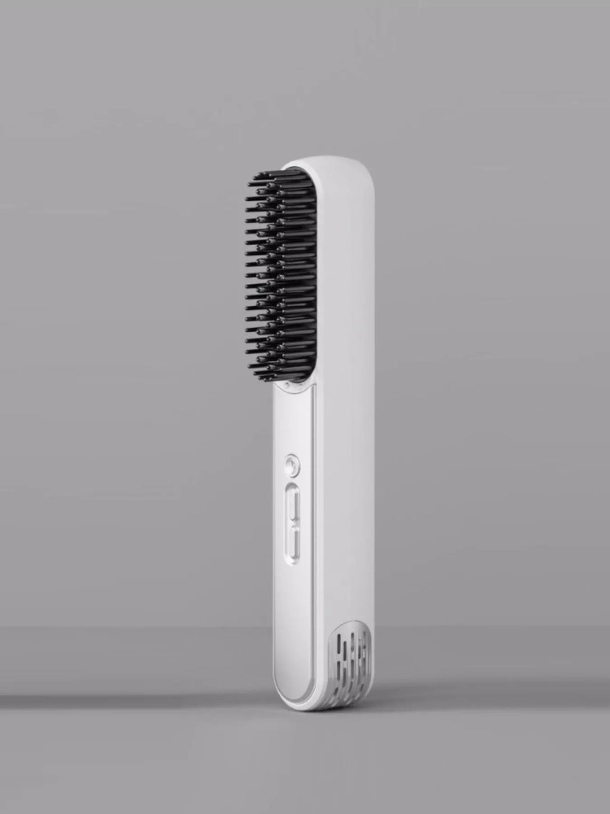 Straightening comb in white
