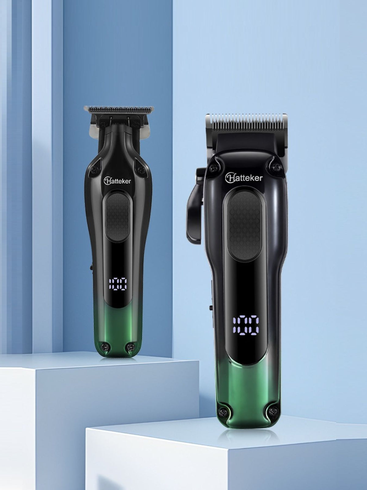 Cordless clipper held in hand