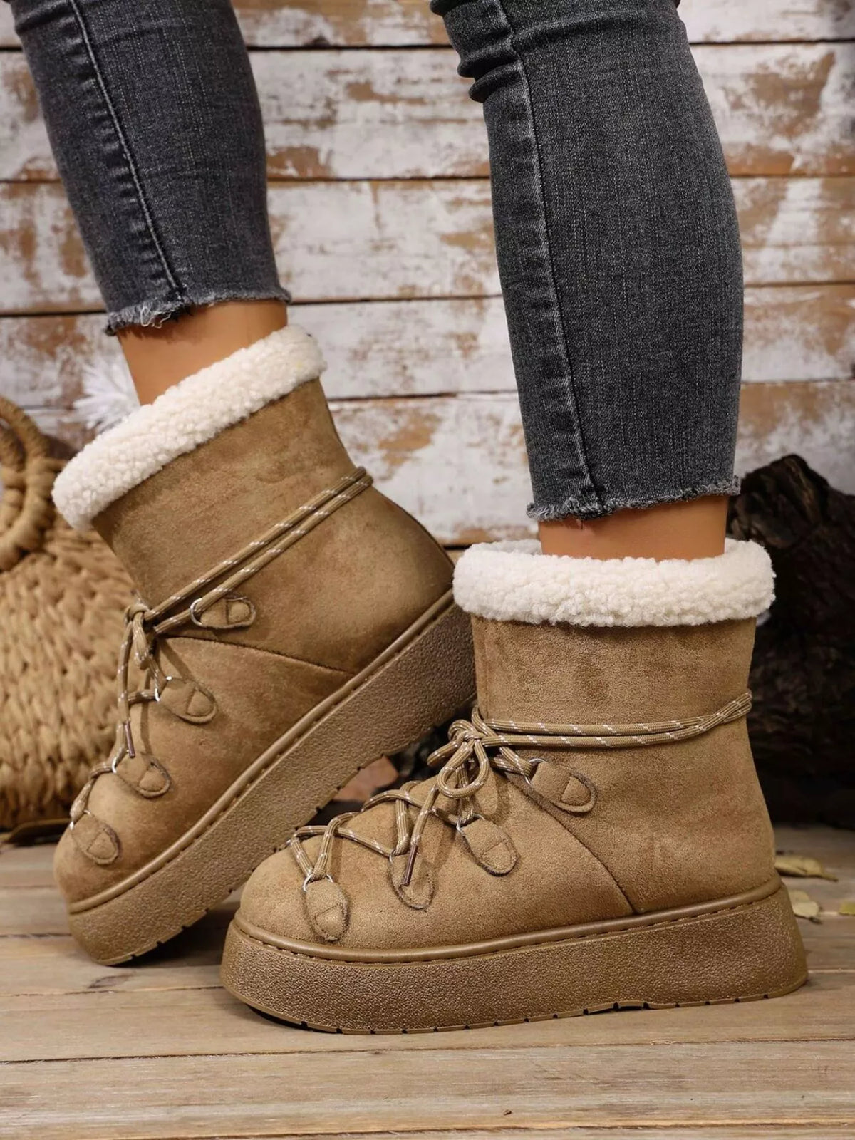 Round toe lace up platform boots heel and sole detail