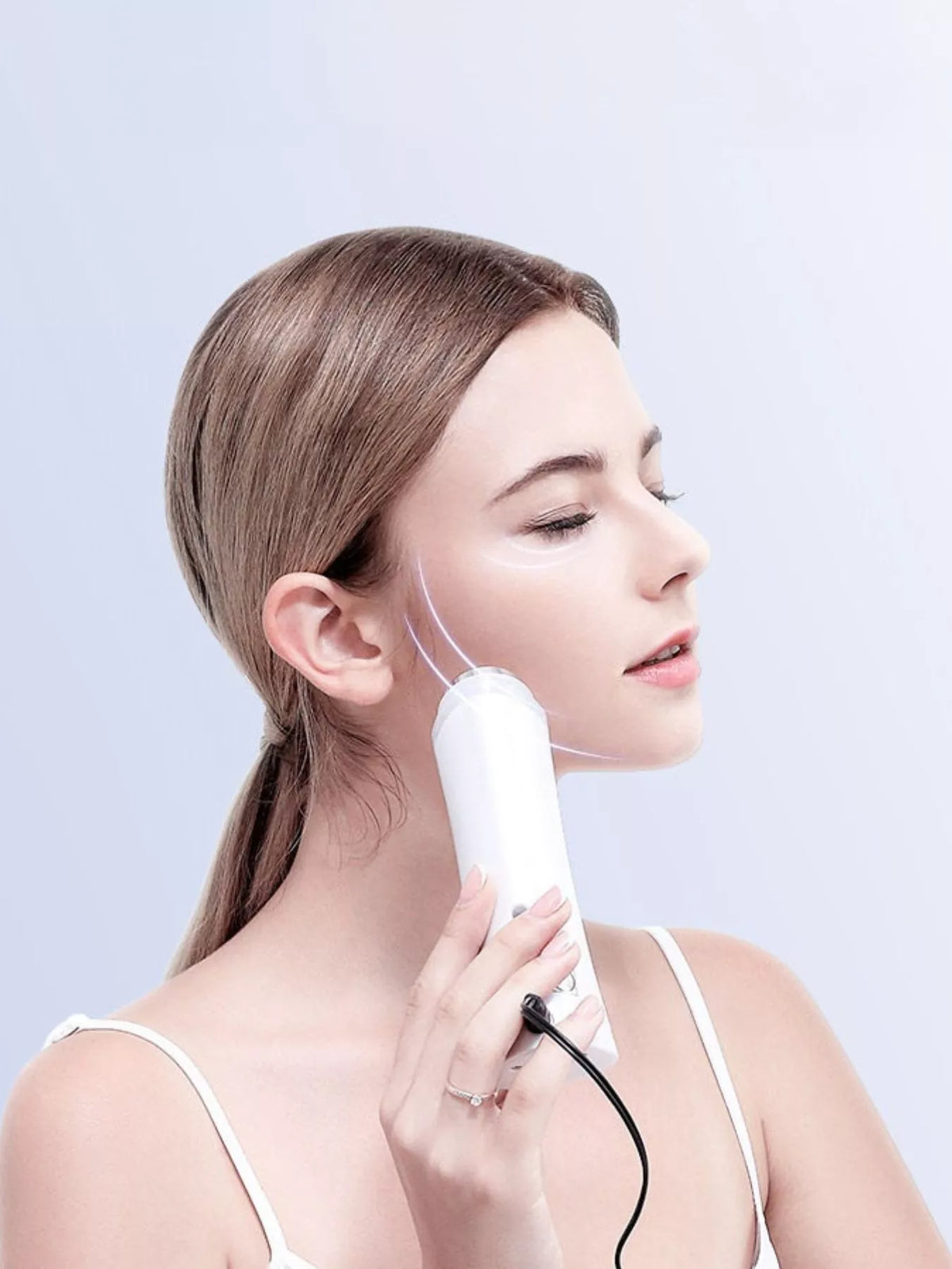 Facial beauty device treatment head close up