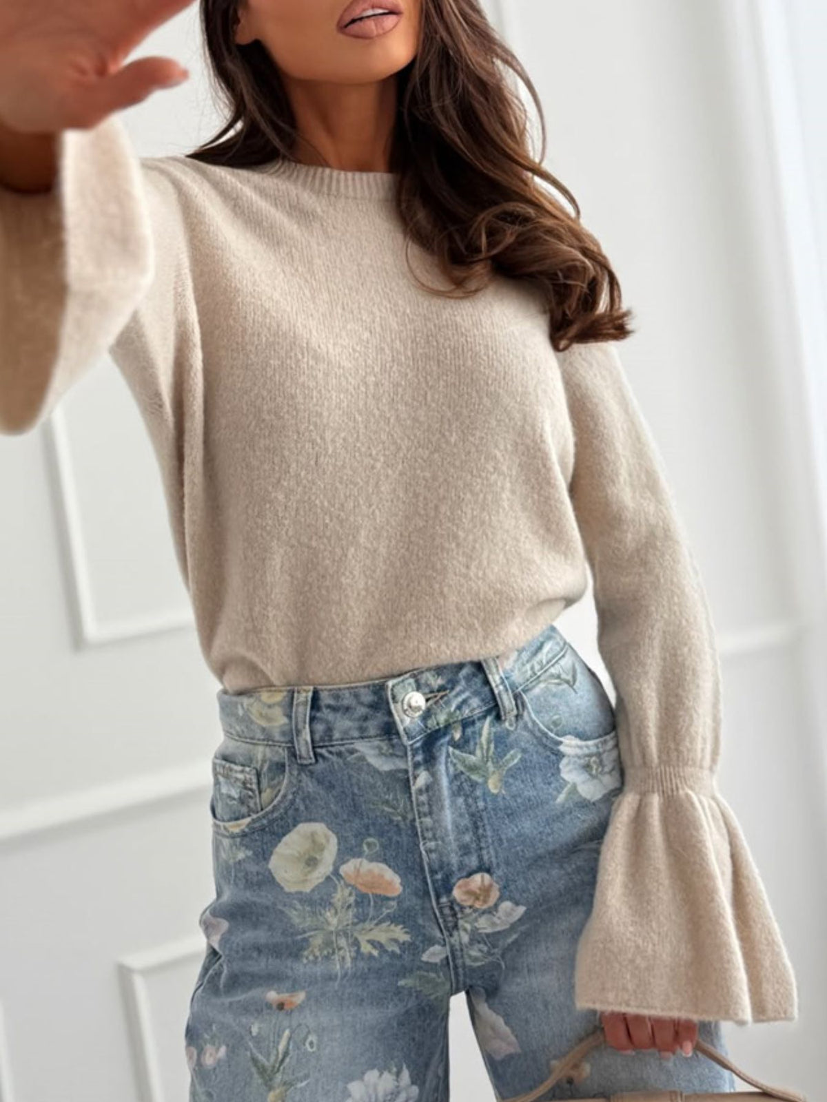 Flounce sleeve knit sweater side view