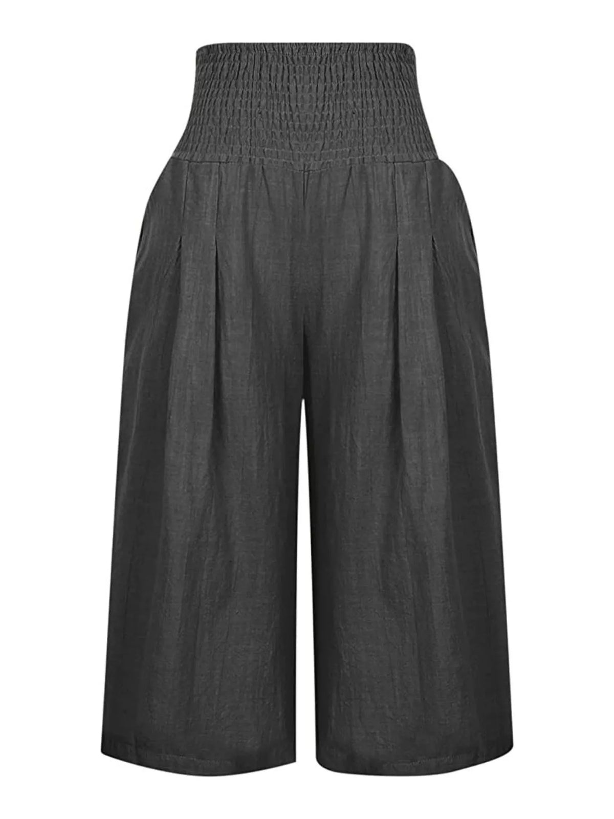 Back view of the smocked capri pants