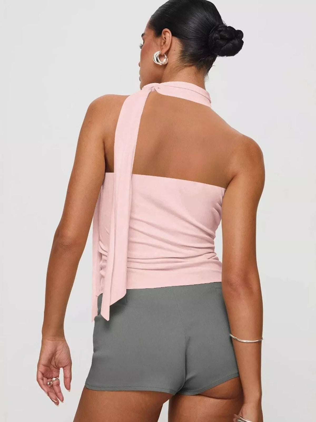 Ruched halter top neckline detail