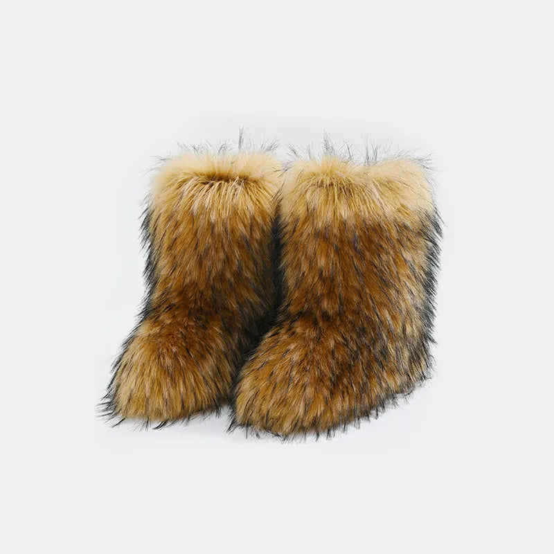 Caramel thermal fuzzy platform boots platform and sole detail