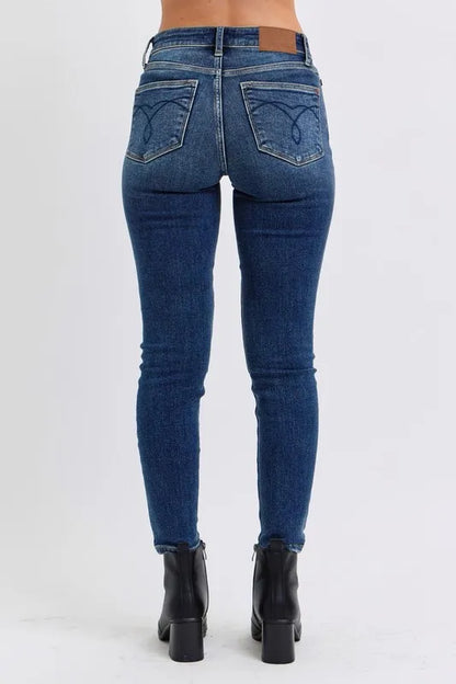 Judy Blue Full Size Run Mid-Rise Waist Skinny Jeans with Thermal Lining - Fashorio