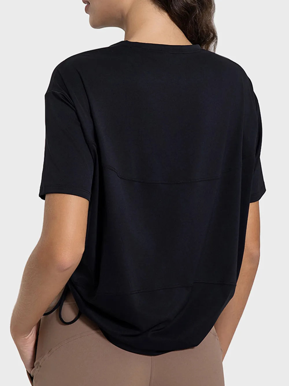 drawstring round neck active tee fabric detail