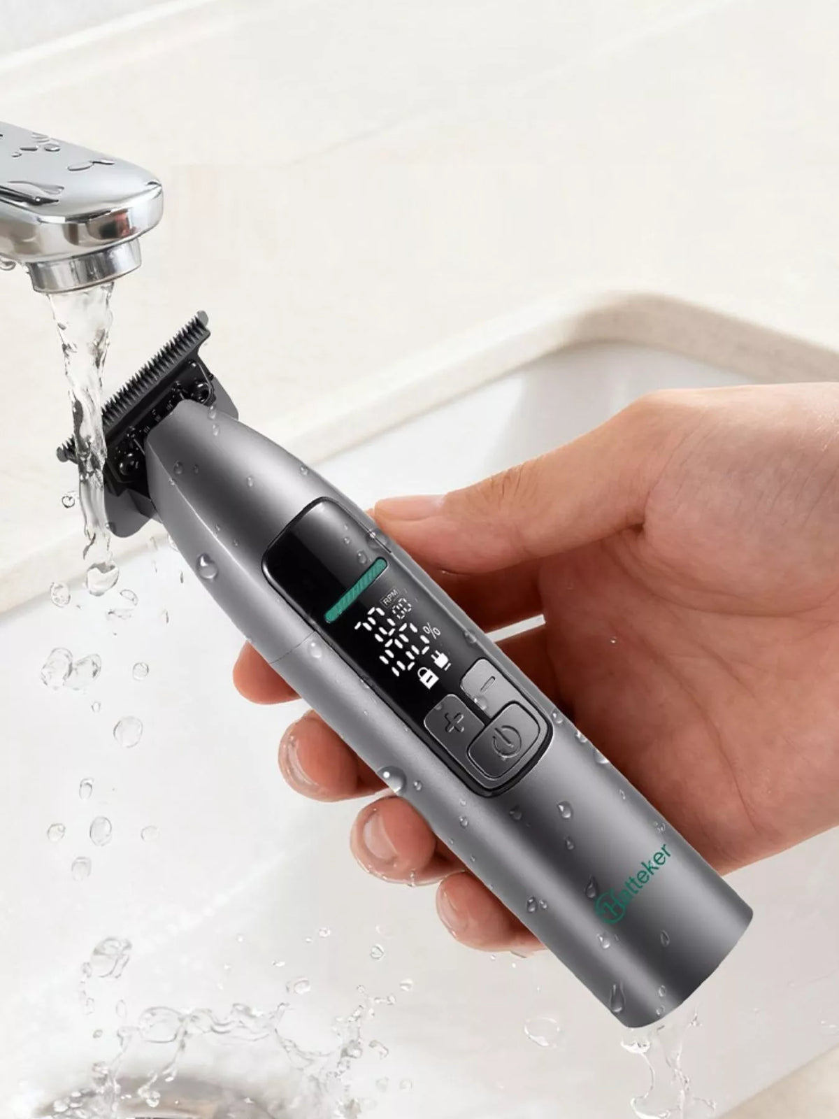 Hair clipper LED battery display