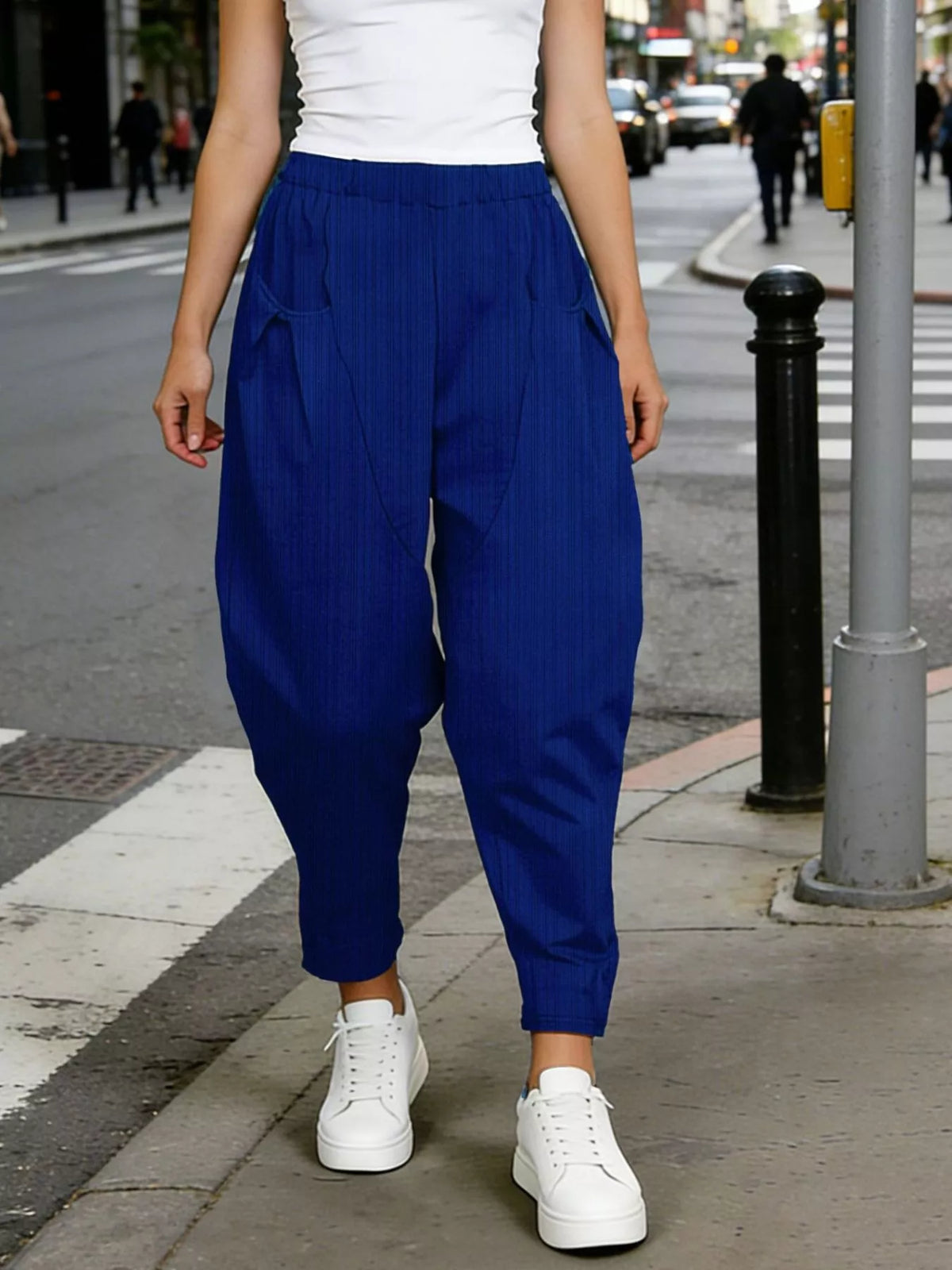 Plus size elastic waist harem pants, detail view