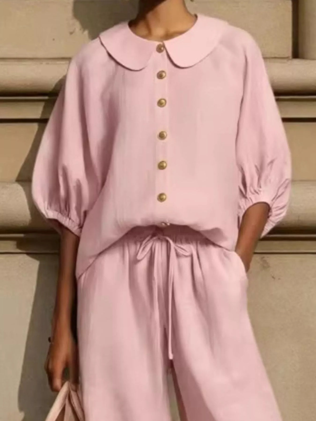 Button down set pocket detail