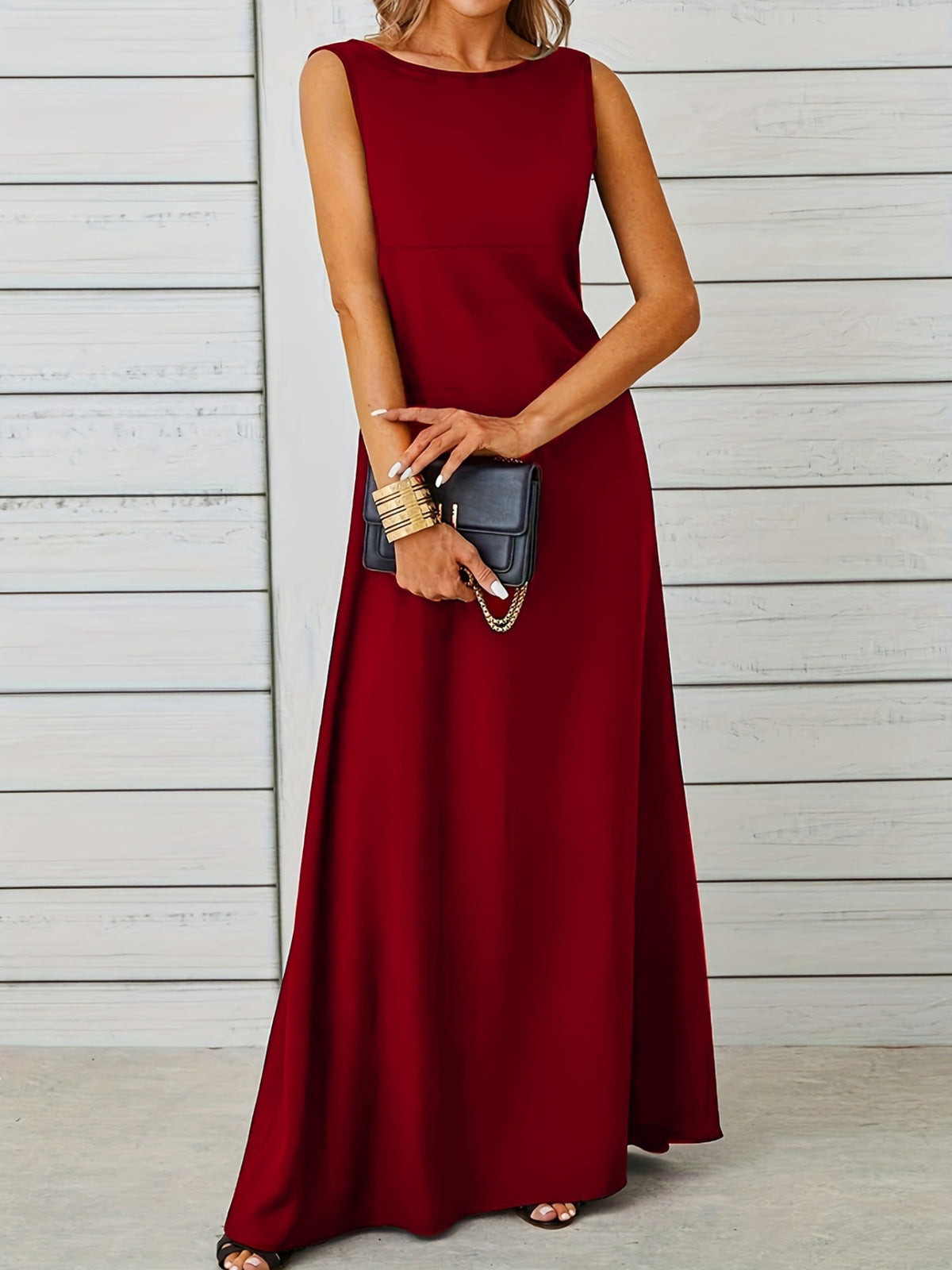 Color range of flowy maxi dress