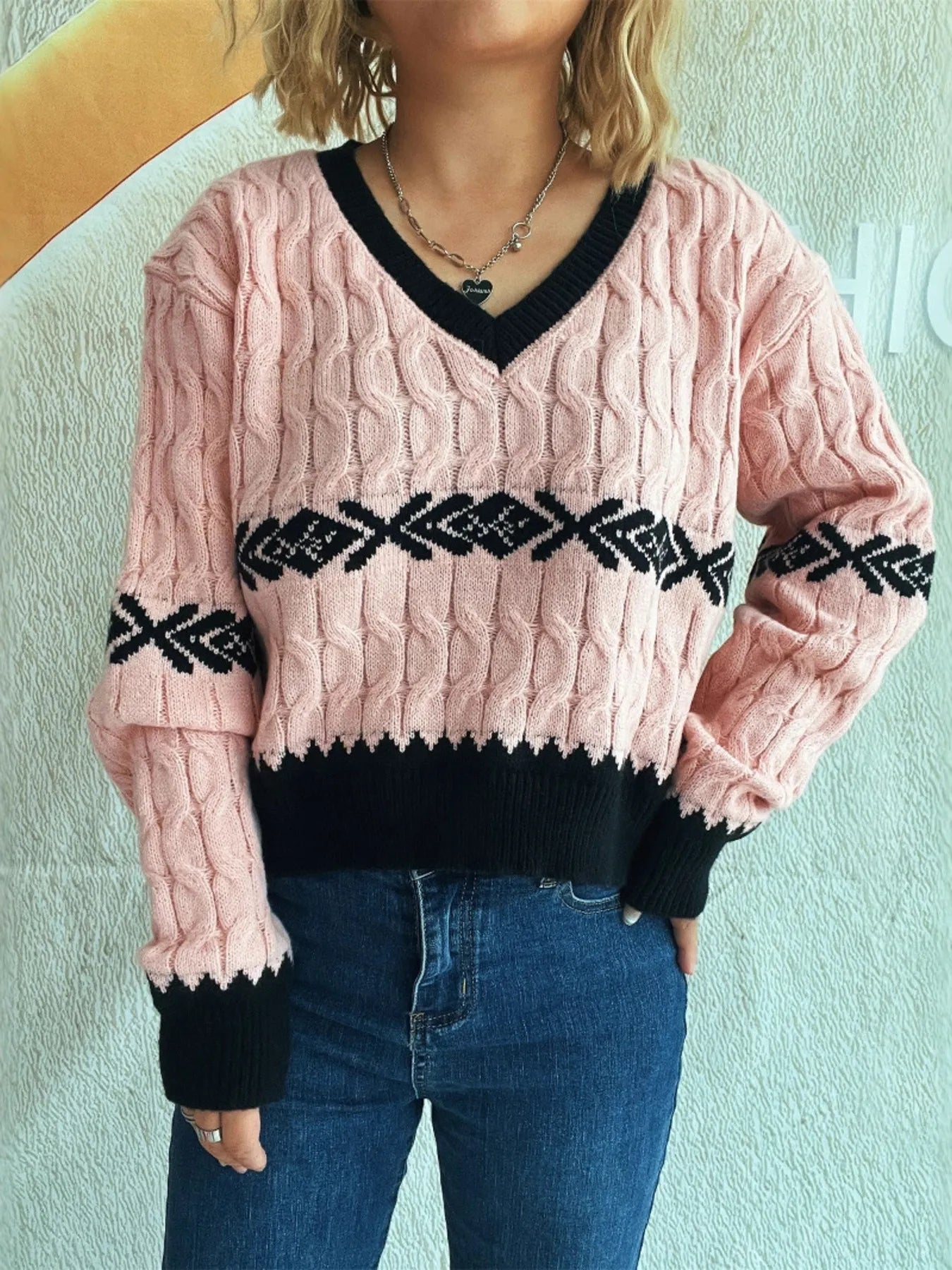 Cable Knit V-Neck Sweater Pink One Size - Fashorio