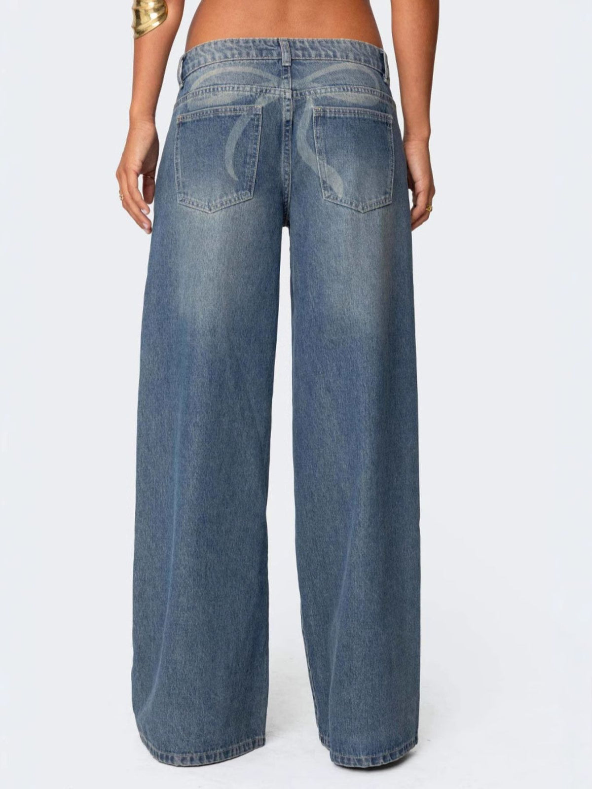 Wide leg vintage jeans full length styling