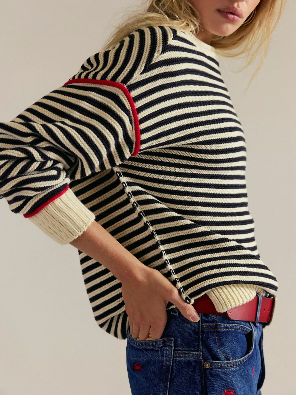 Ribbed sweater neckline detail