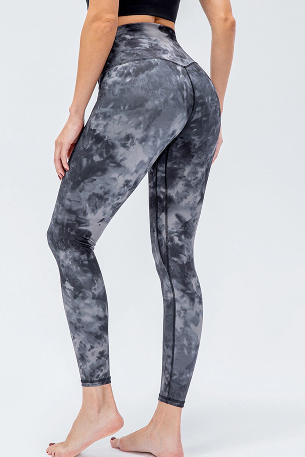 wide waistband slim fit active leggings front view
