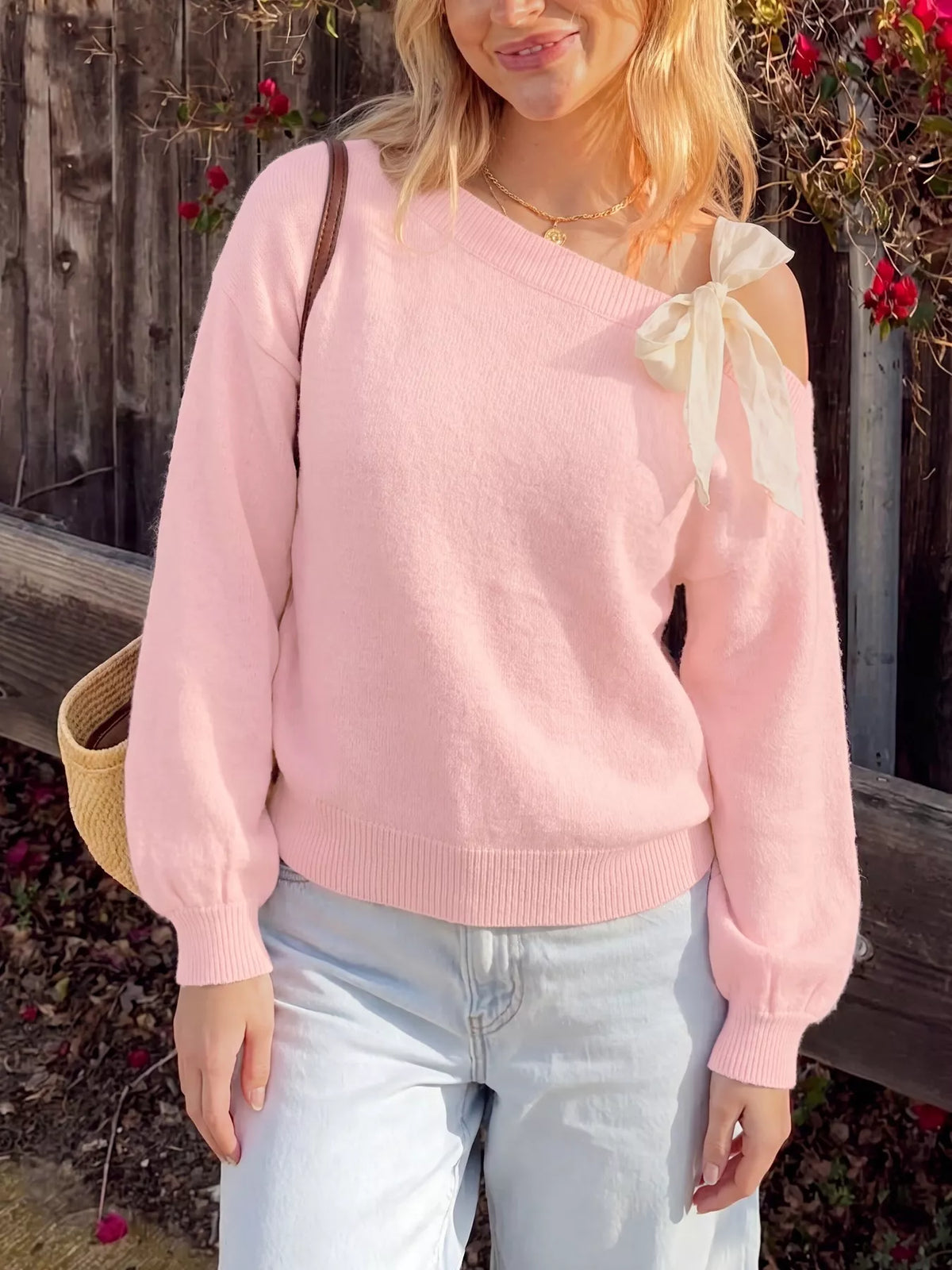 One Shoulder Bow Detail Sweater detail