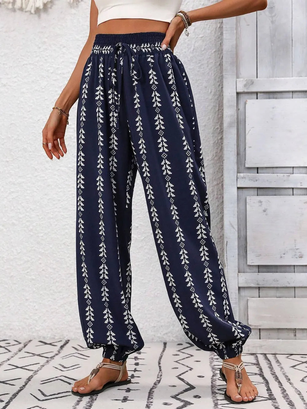 Tie waist printed high waist pants tie waist detail