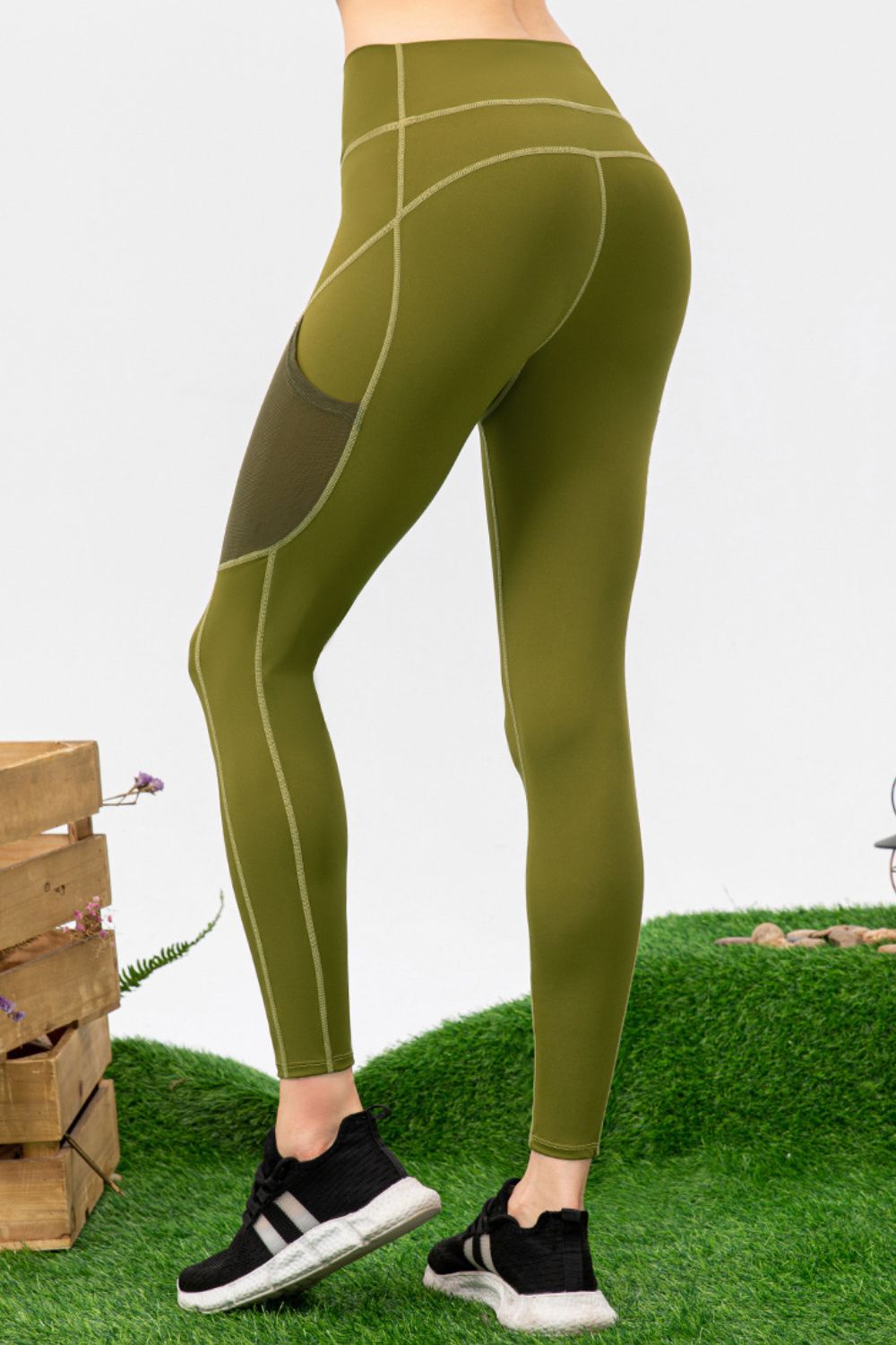Slim fit sports pants side profile