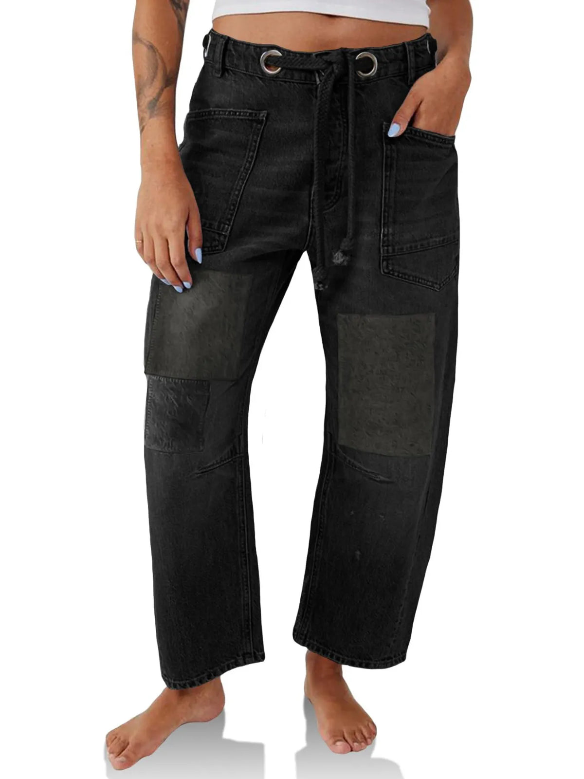 Washed jeans pocket detail