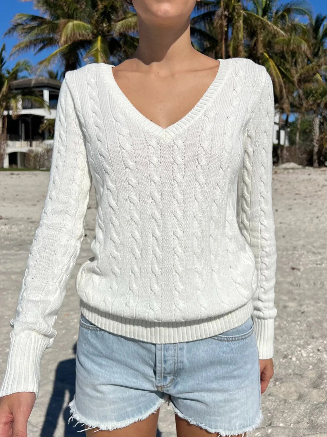 Cable Knit V-Neck Sweater - Fashorio