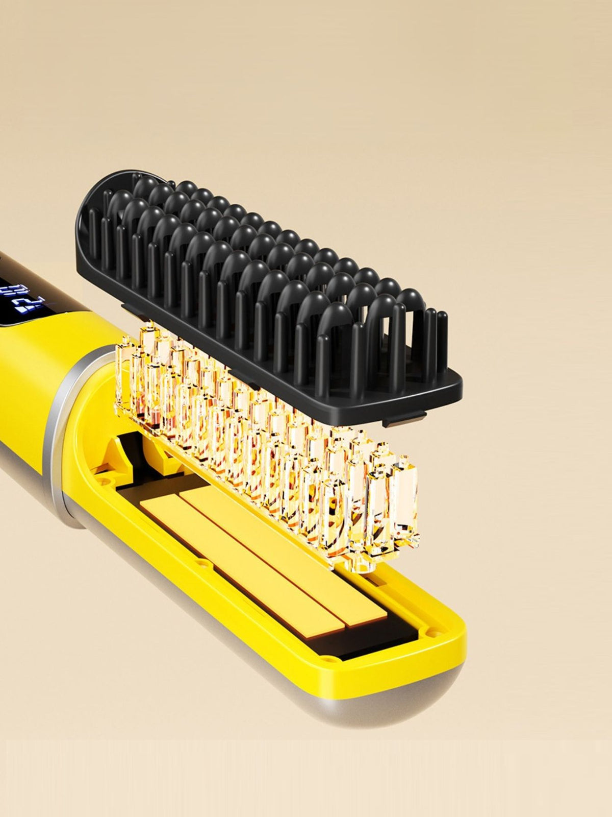 Straightening comb held in hand