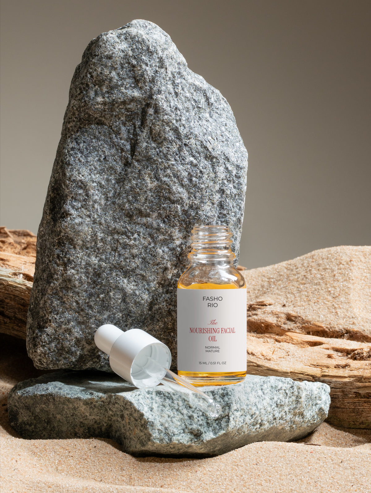 Vegan organic facial oil packaging angle