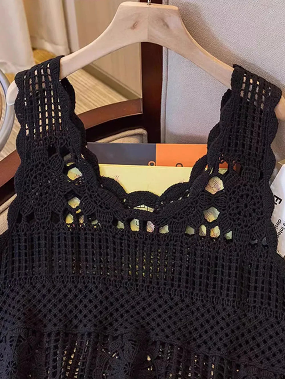 Openwork tank top color options view