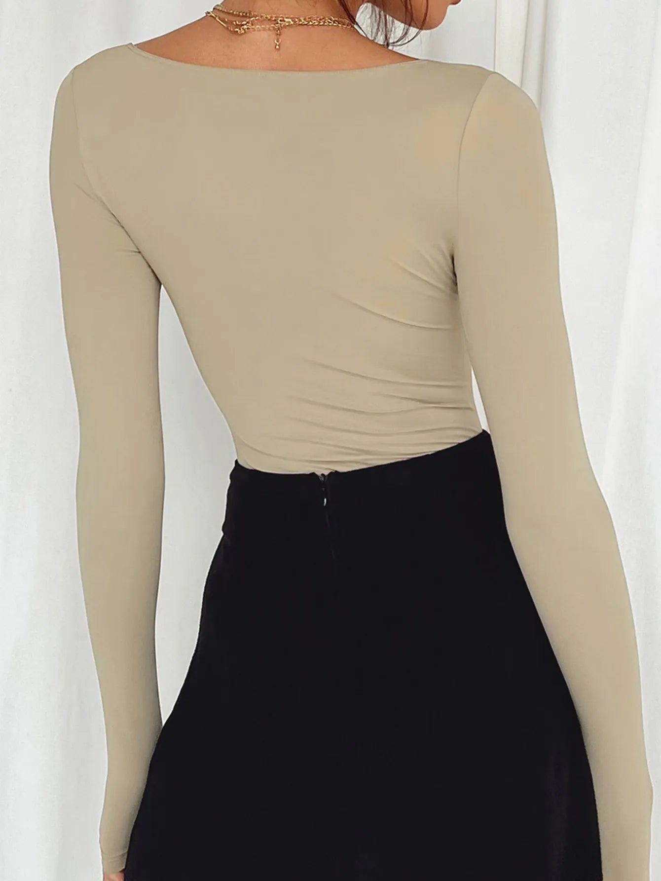 Long Sleeve Scoop Neck Fitted T-Shirt - Fashorio