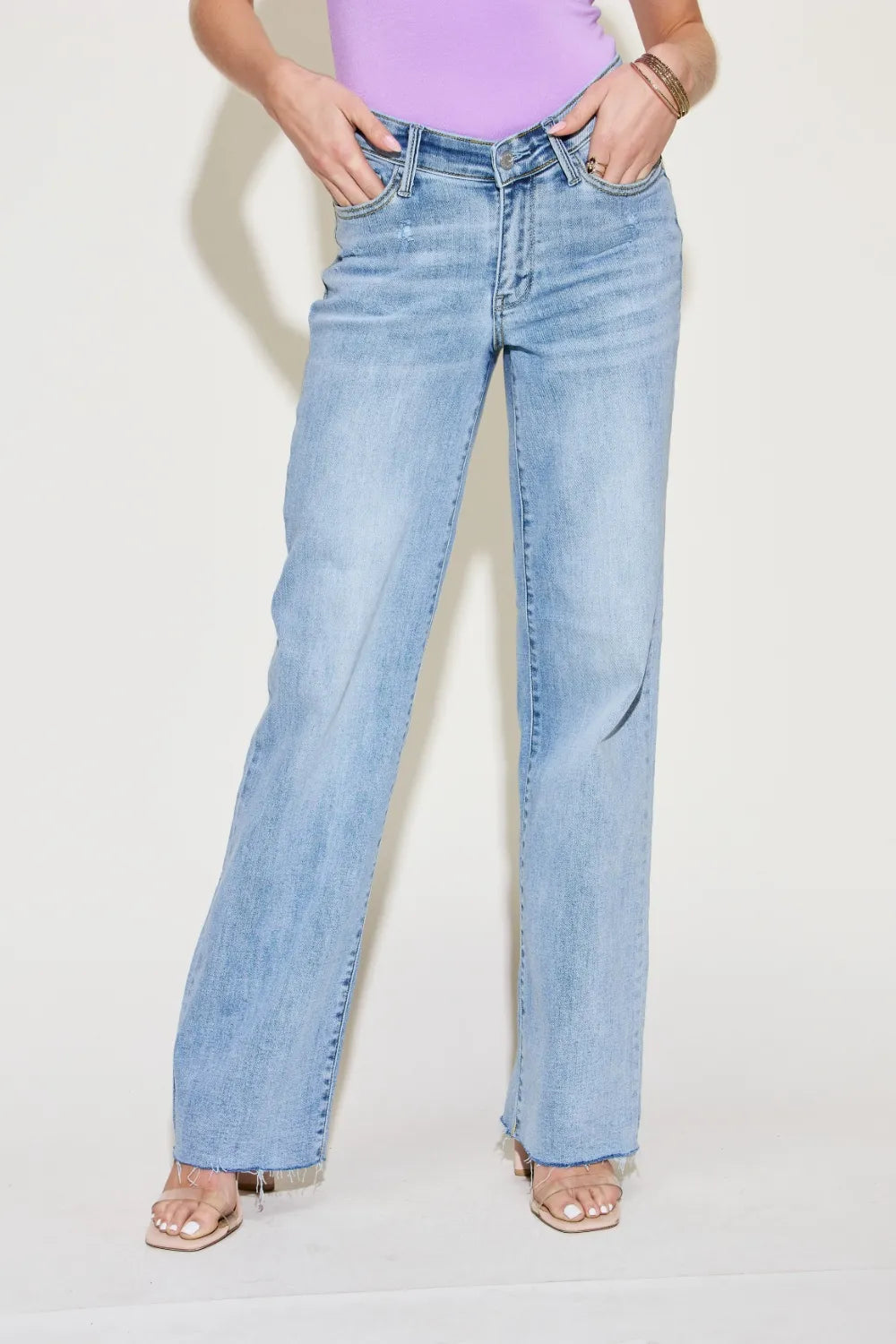 Judy Blue Full Size V Front Waistband Straight Jeans - Fashorio