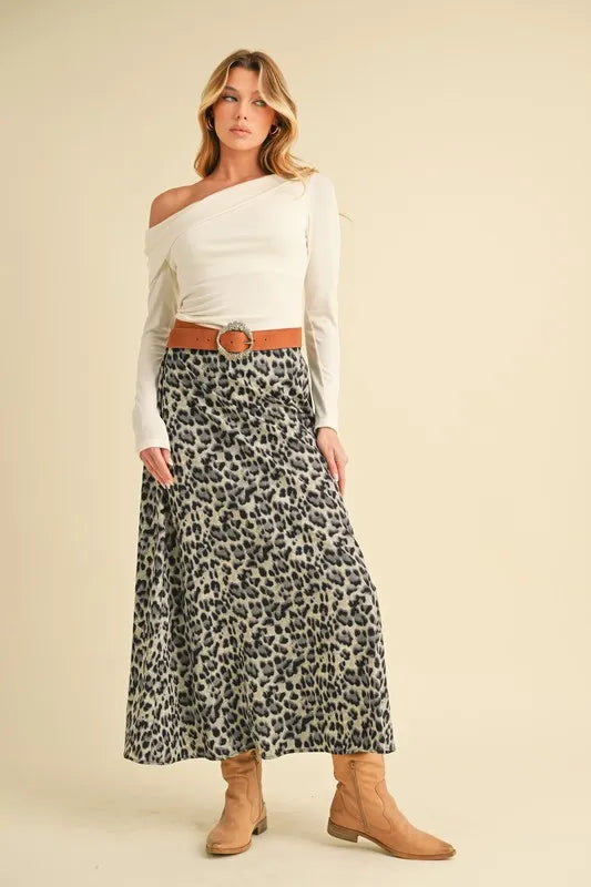 Animal print midi skirt waist detail