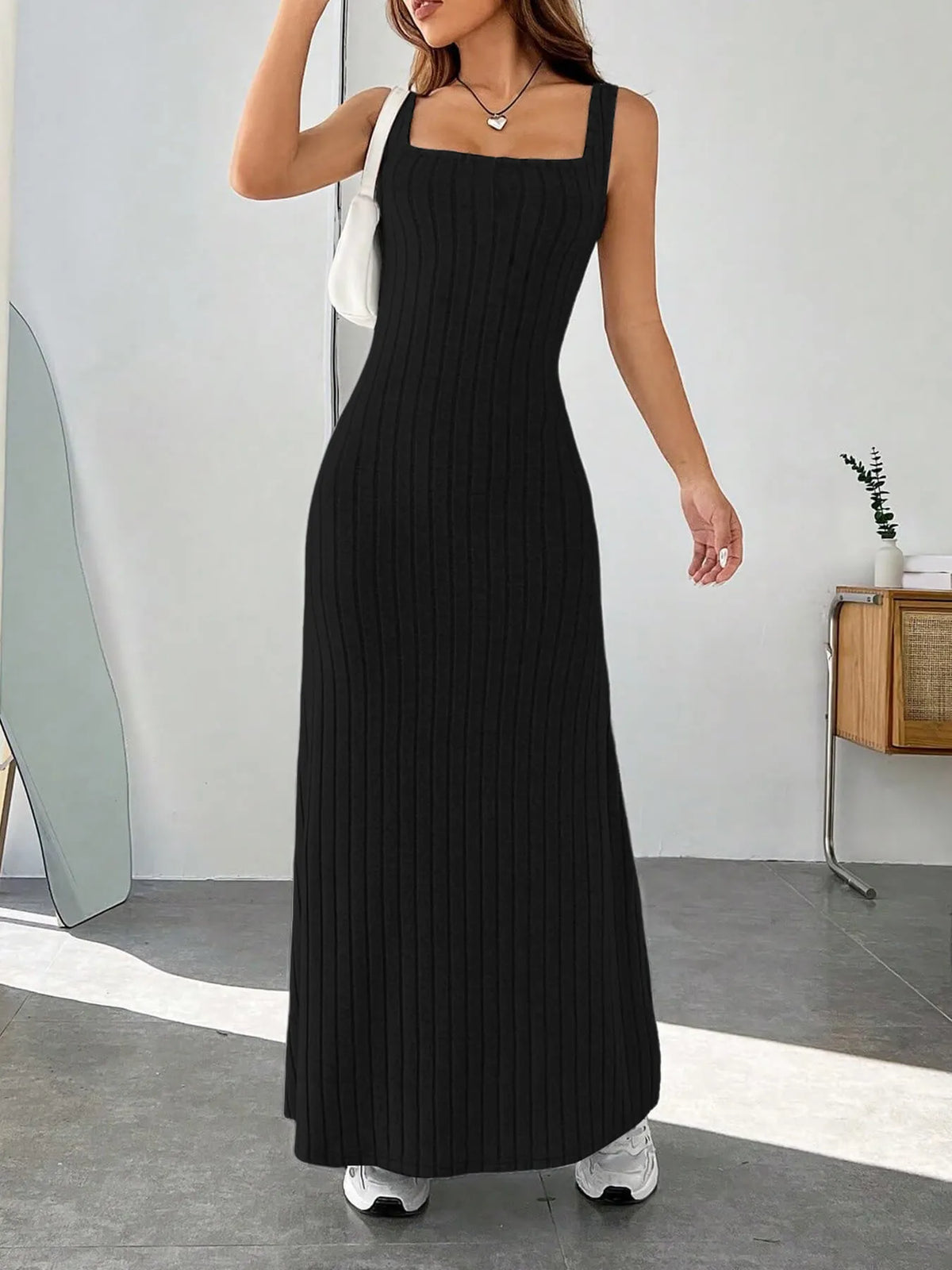 ribbed knit square neck sleeveless maxi dress fabric texture 2