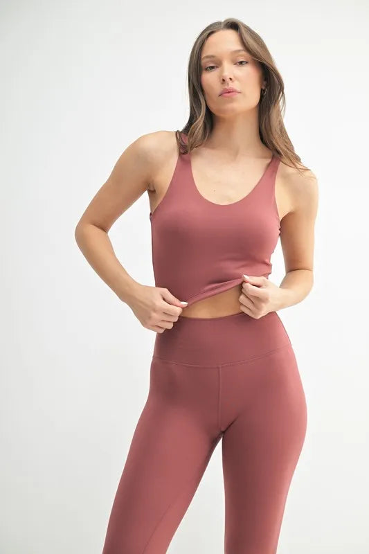 MONO B Venice Cloud Light U-back Active Tank RED PEAR - Fashorio