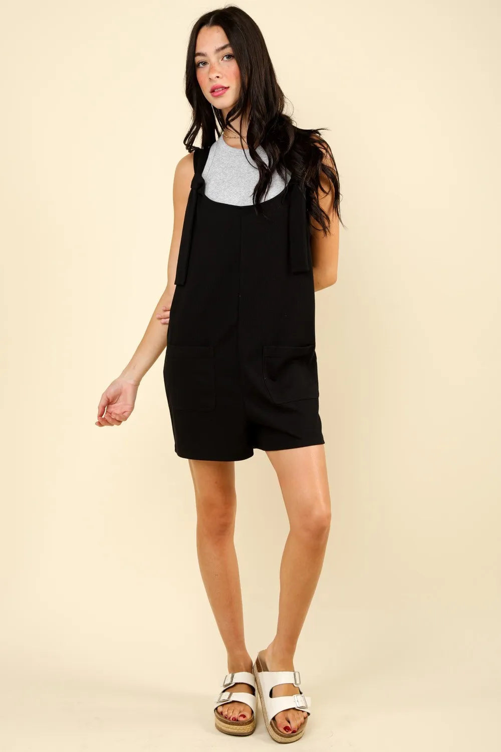 Tie Shoulder Front Pocket Romper detail