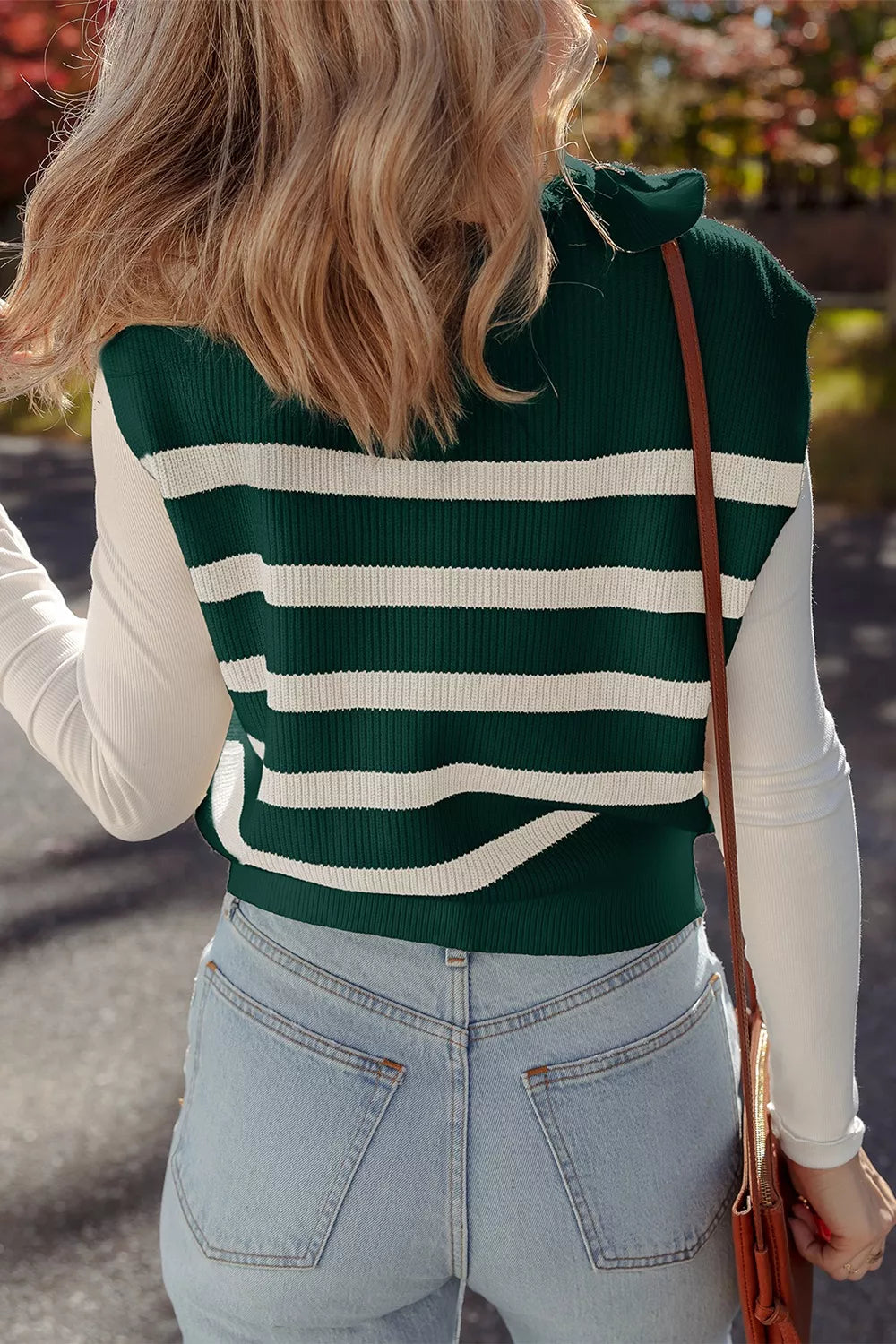 Ribbed half zip collared sweater vest, half zip collar detail