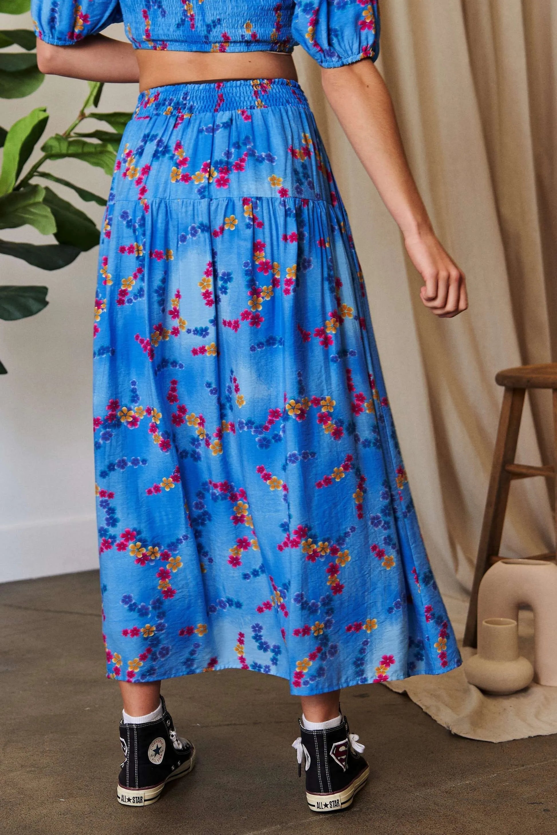 Davi & Dani Printed Smocking Waistband Ruffled Maxi Skirt - Fashorio