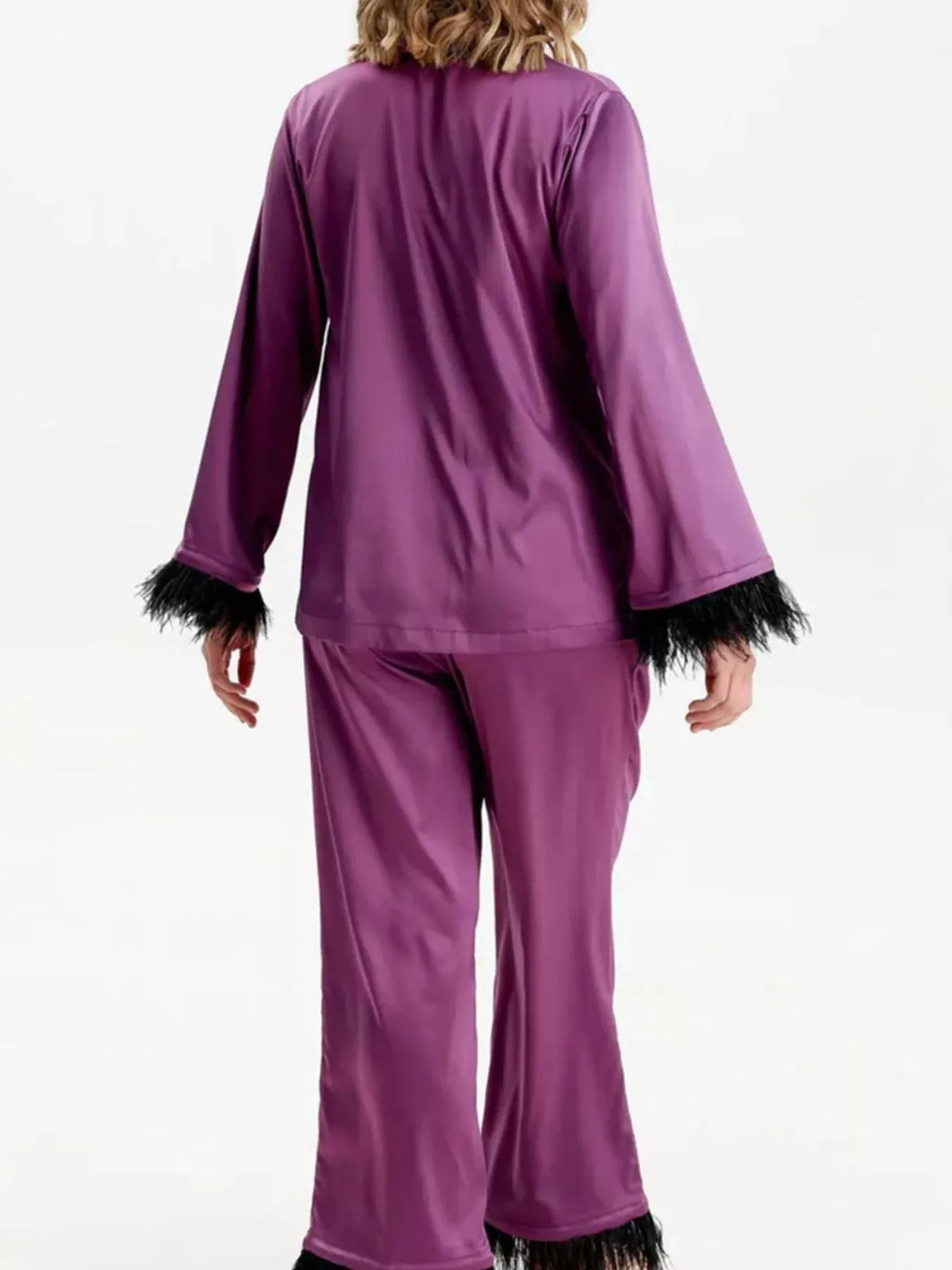 Silky matching lounge set overview