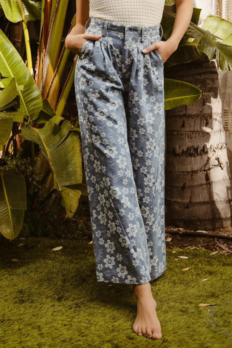 BiBi Floral Texture Wide Leg Jeans - Fashorio