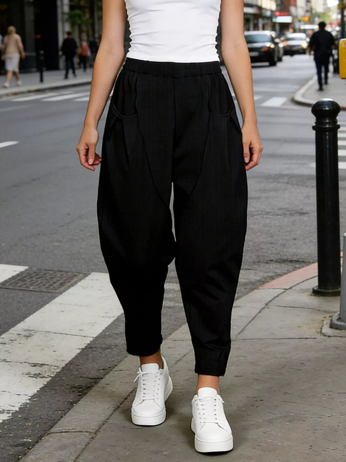 Plus size elastic waist harem pants, detail view
