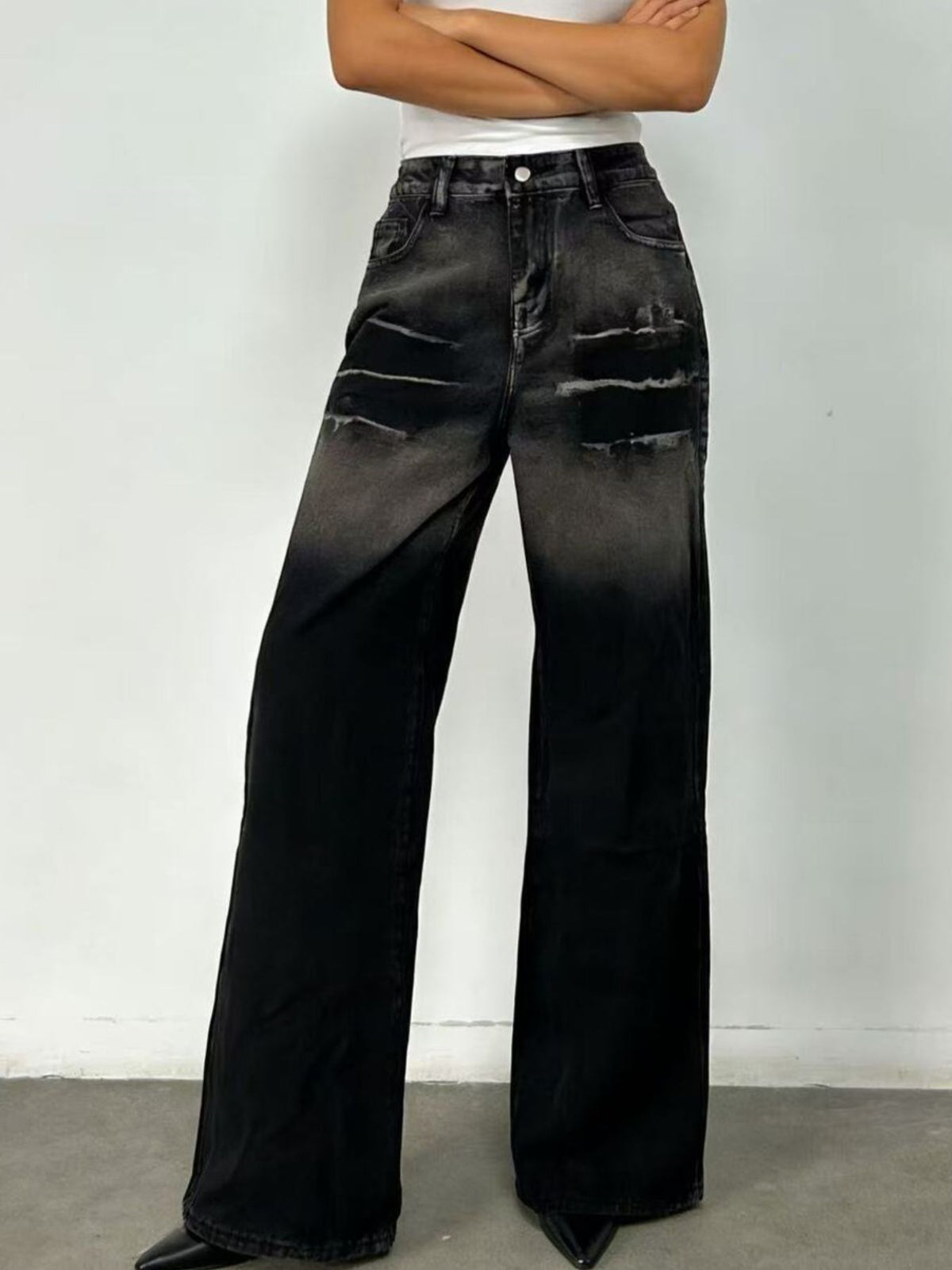 Washed wide leg jeans front view