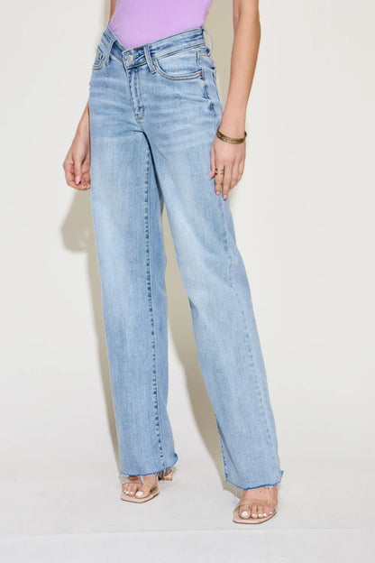Judy Blue Full Size V Front Waistband Straight Jeans - Fashorio
