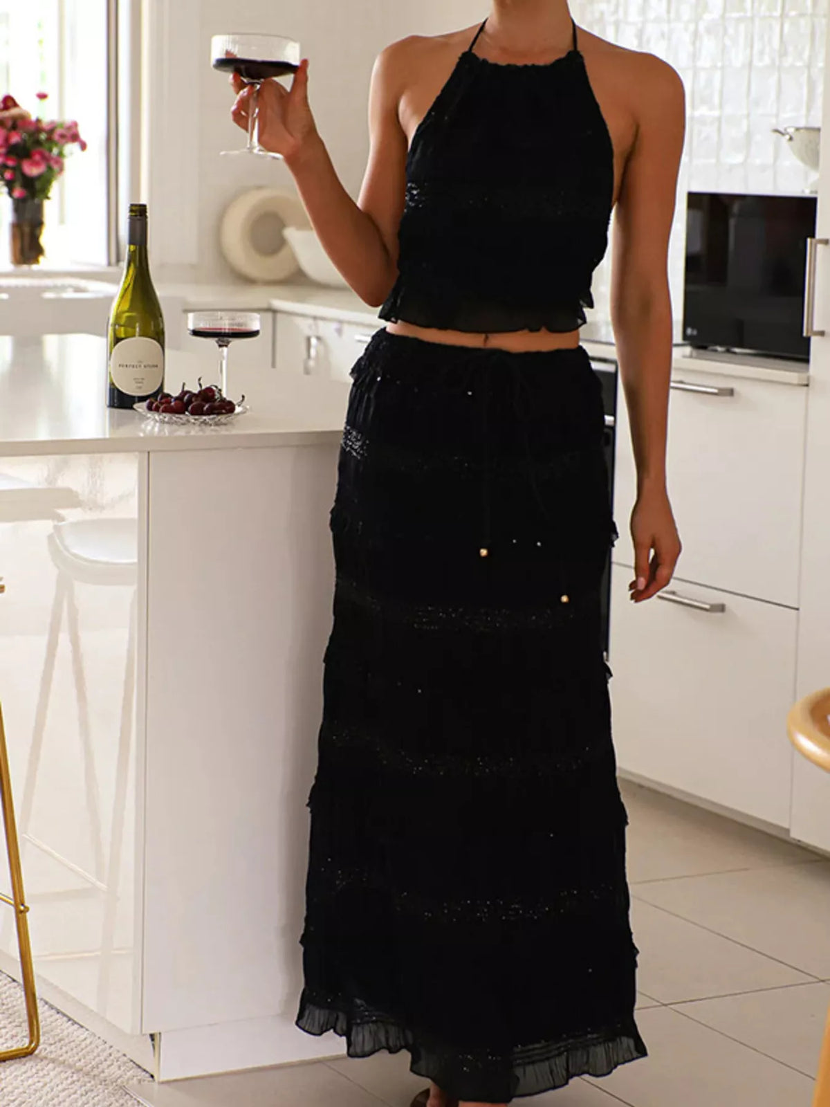 Sleeveless top and maxi skirt set outdoor look