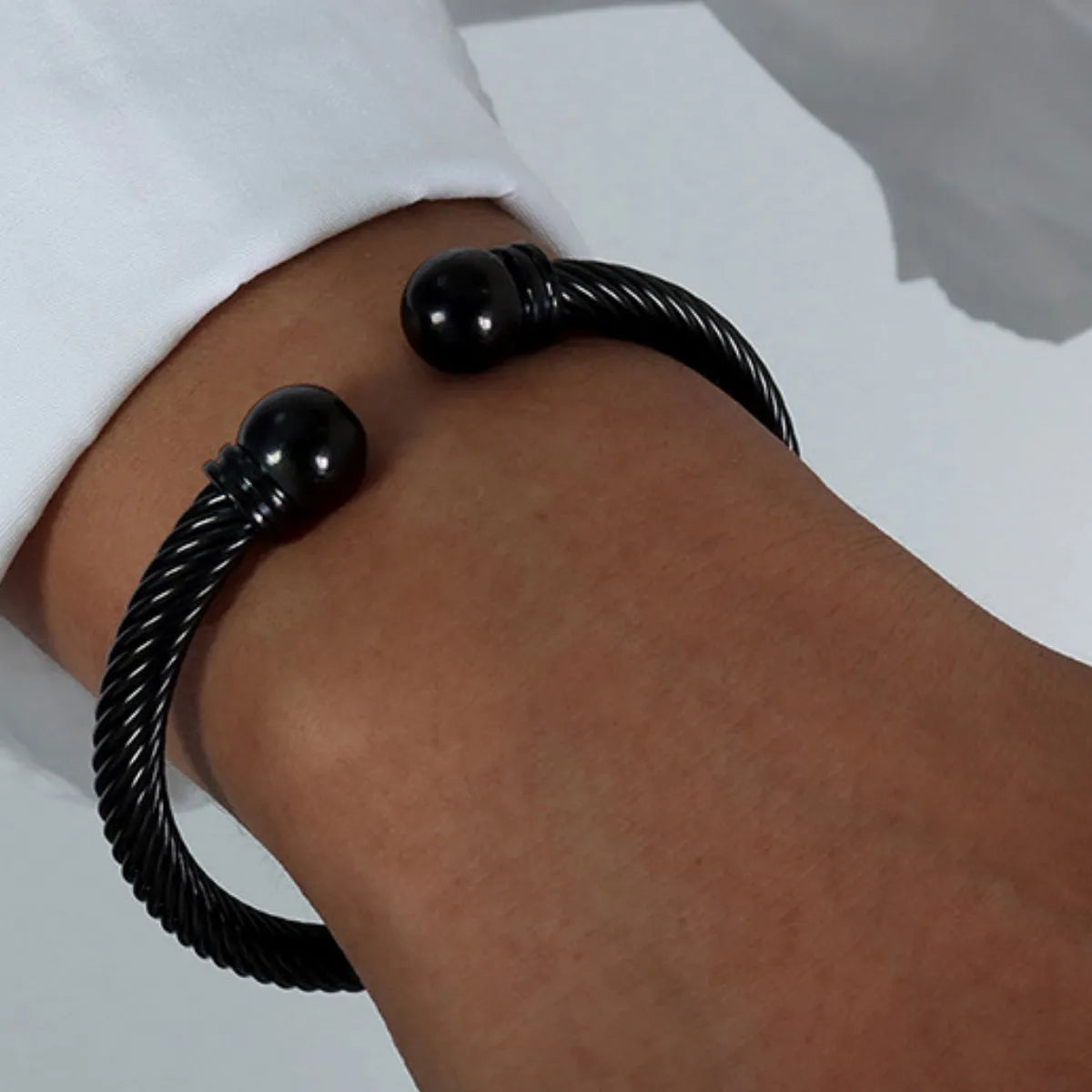 Stainless Steel Twisted Cable Cuff Bracelet Black One Size - Fashorio