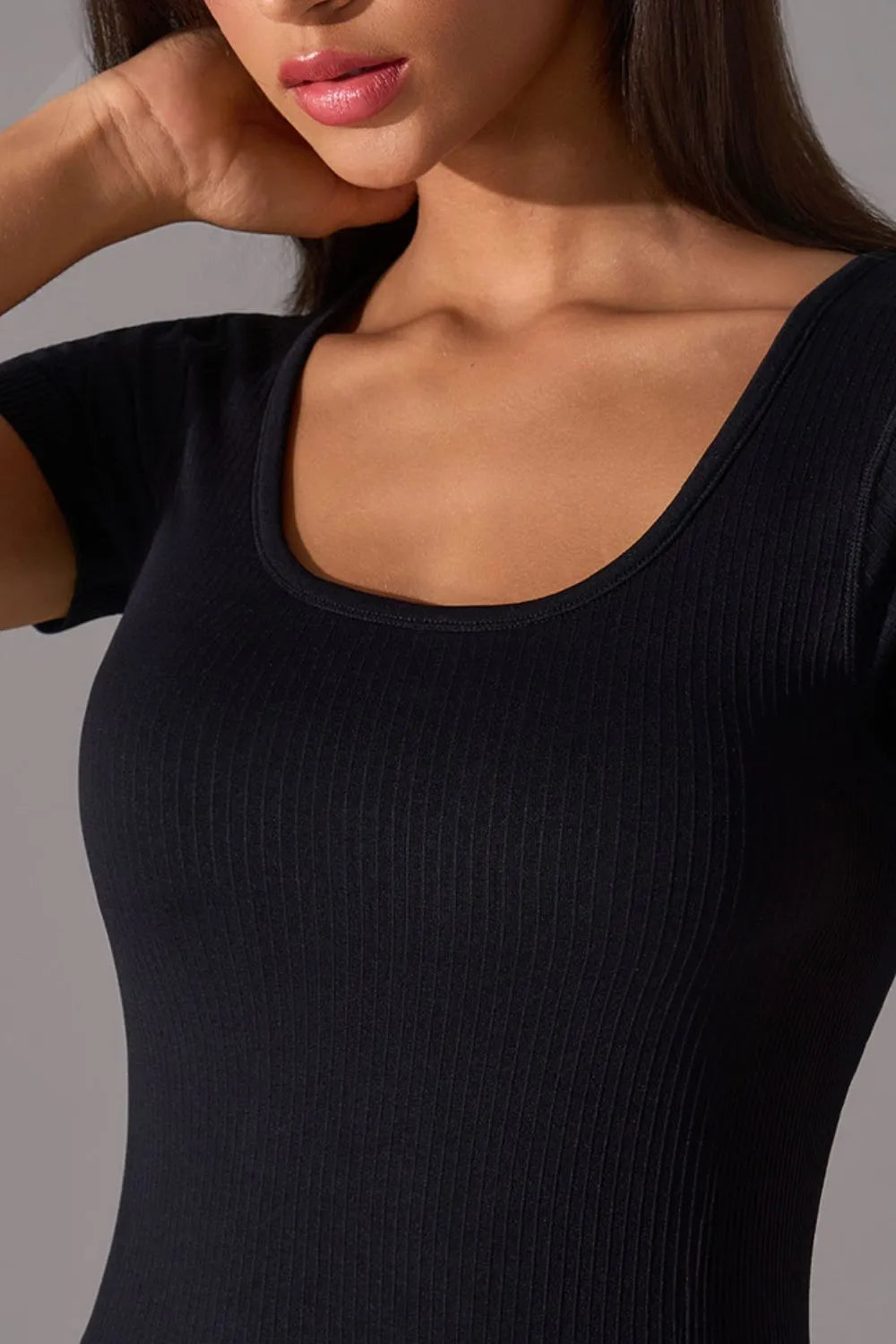 Square neck padded active t-shirt back detail