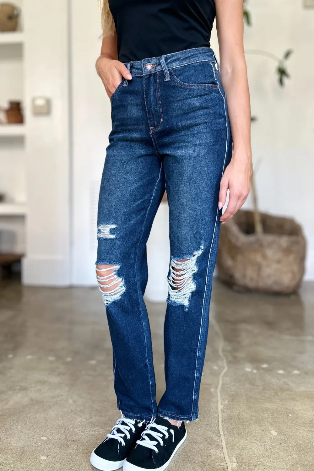 Judy Blue Full Size High Waist Rigid Magic Heavy Destroy Straight Jeans - Fashorio