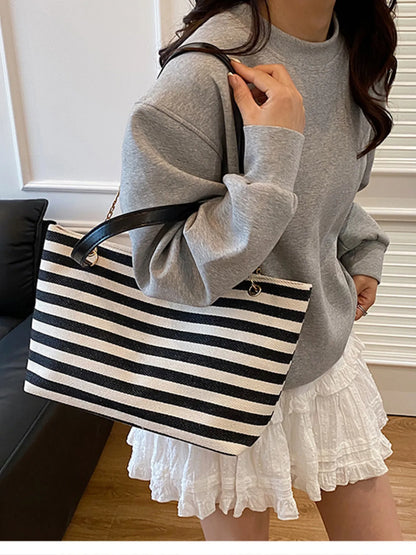 Striped Shoulder Bag with Chain Detail Black One Size - Fashorio